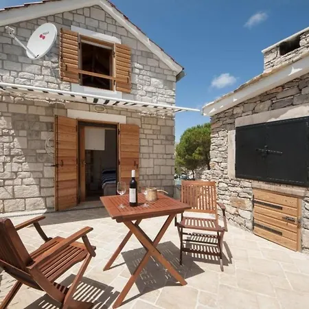 Apartment Holiday Queen Of Kornati - Two Bedroom With Sea View
